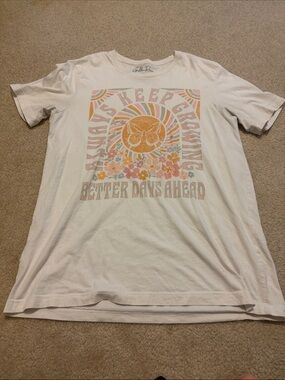 Cream Graphic Tee - "Better Days Ahead"